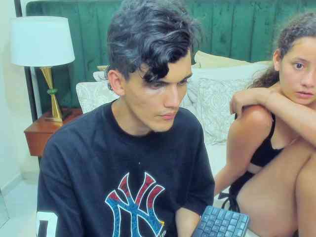 BlakeAndAllisa webcam