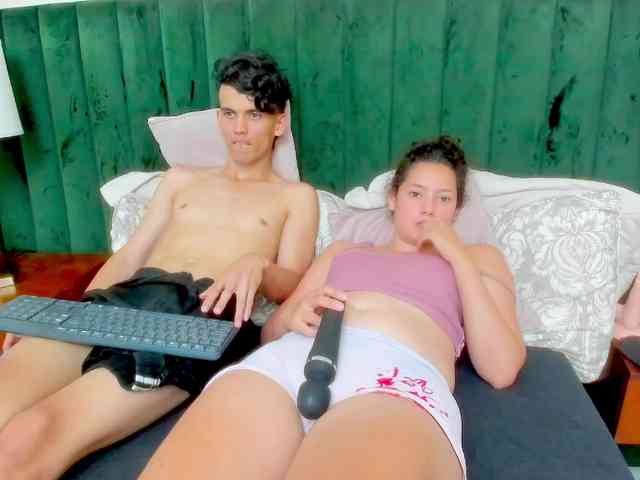 BlakeAndAllisa webcam