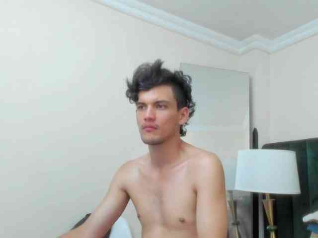 BlakeAndAllisa webcam