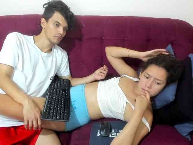 BlakeAndAllisa webcam