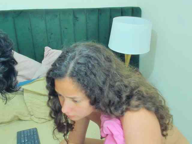 BlakeAndAllisa webcam