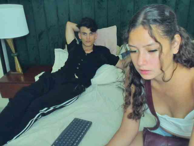 BlakeAndAllisa webcam