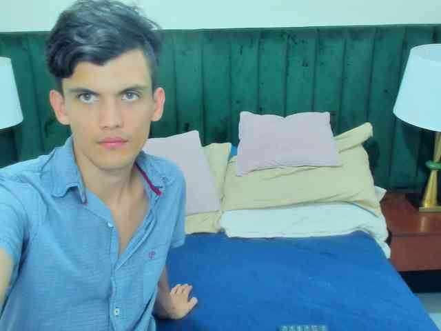 BlakeAndAllisa BlakeAndAllisa