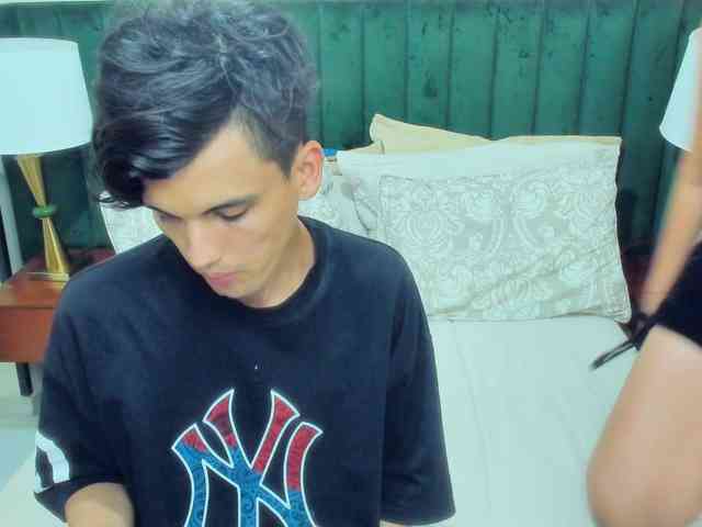 BlakeAndAllisa webcam