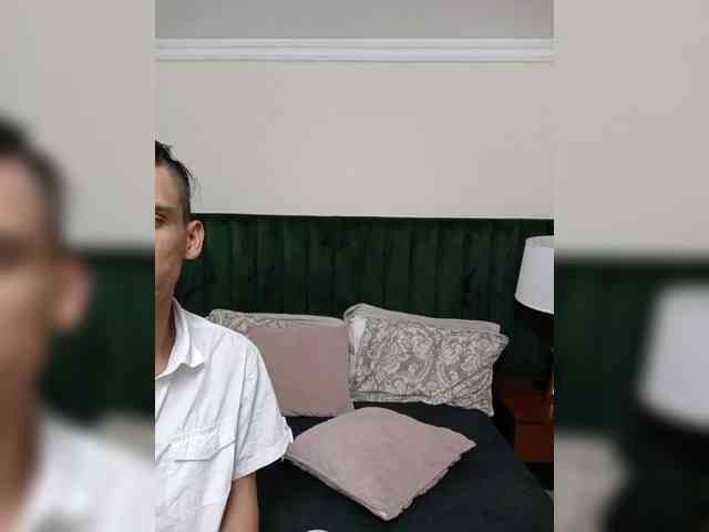 BlakeAndAllisa webcam