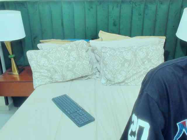 BlakeAndAllisa webcam