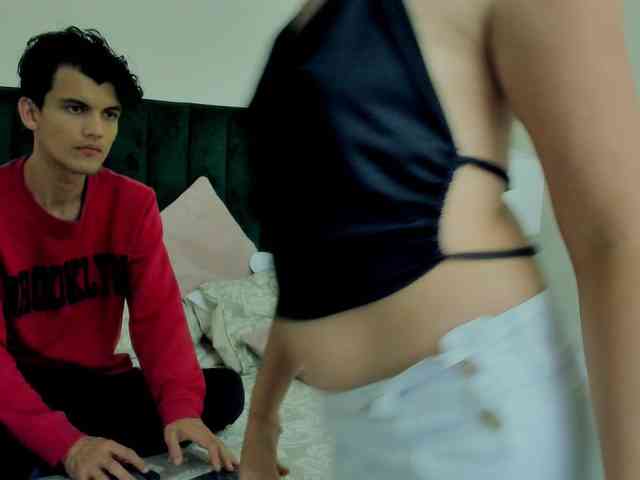 BlakeAndAllisa webcam