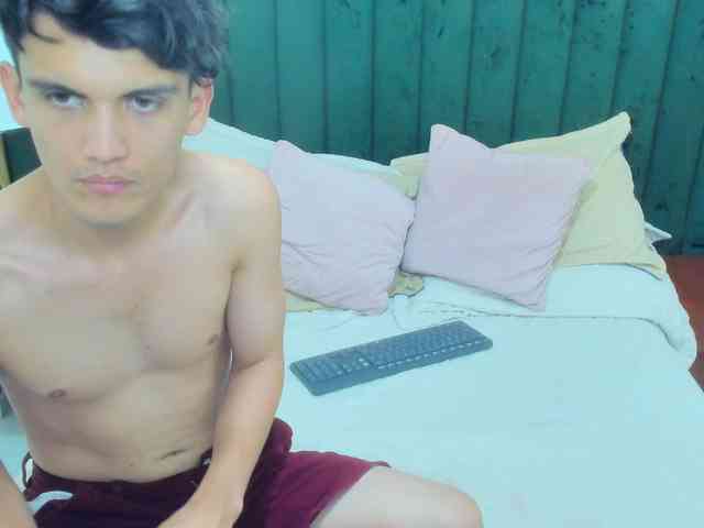 BlakeAndAllisa BlakeAndAllisa