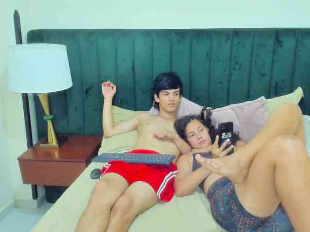 BlakeAndAllisa webcam