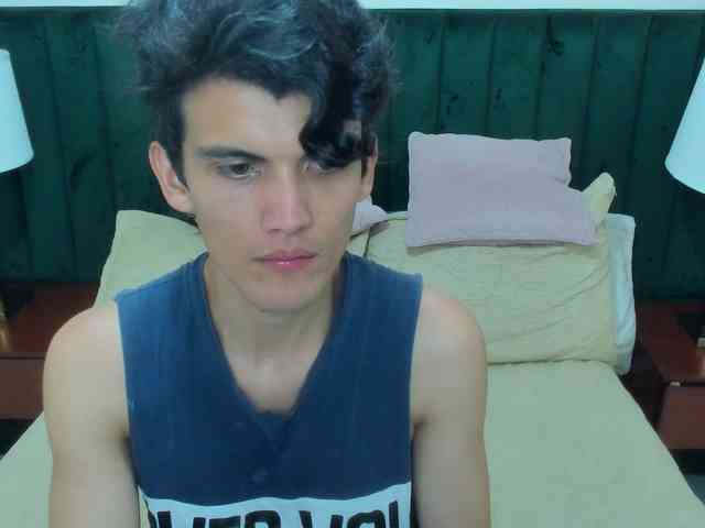 BlakeAndAllisa webcam