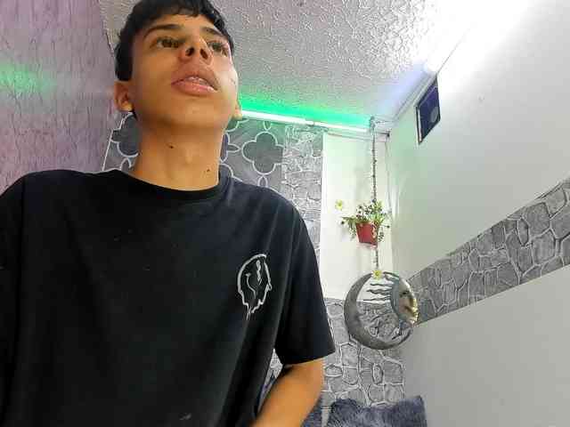 sexy-boysx18 sexy-boysx18