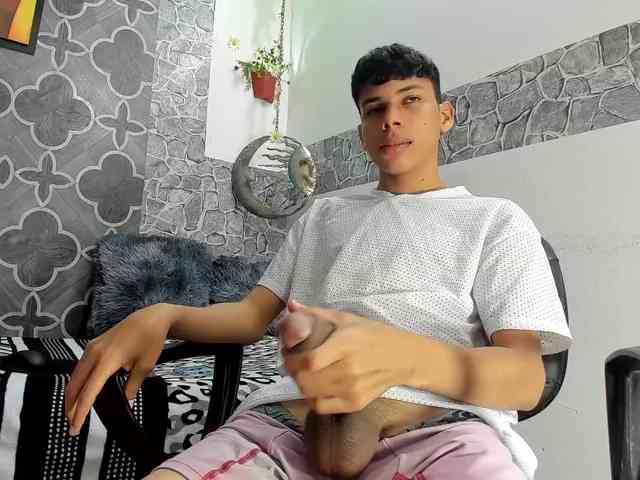 sexy-boysx18 sexy-boysx18