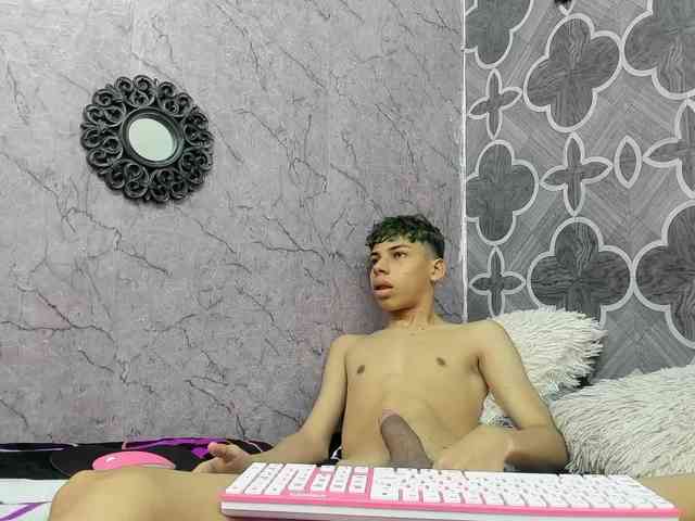 sexy-boysx18 sexy-boysx18