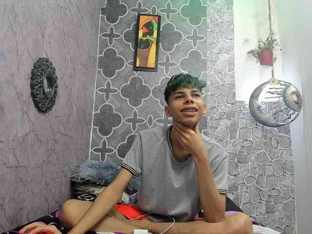 sexy-boysx18 sexy-boysx18