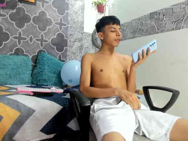 sexy-boysx18 sexy-boysx18