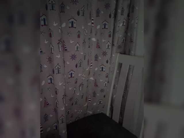 angelinakisa001 – webcam model profile photo