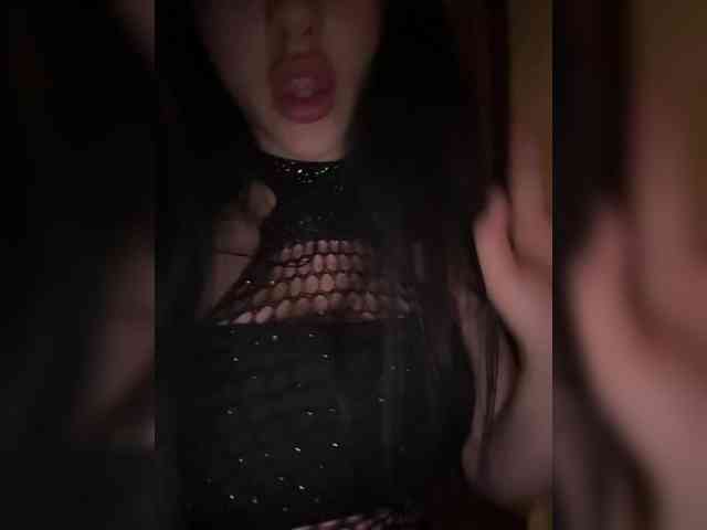 angelinakisa001 Live Webcam on BongaCams