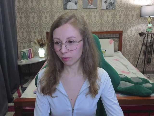 LillAna's BongaCams show and profile