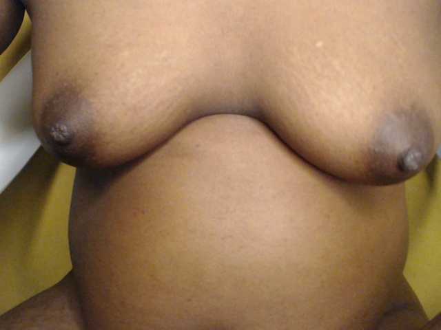 Joycc1's BongaCams show and profile