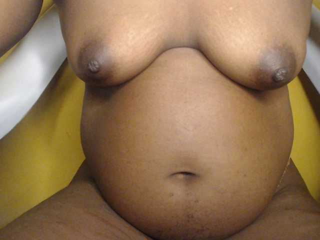 Joycc1's BongaCams show and profile