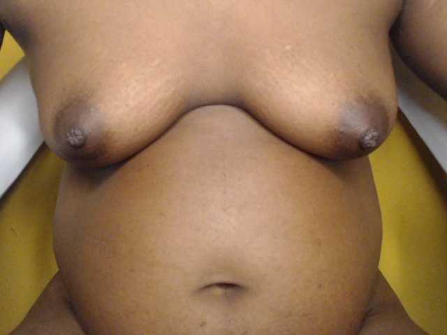 Joycc1's BongaCams show and profile