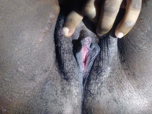 Joycc1's BongaCams show and profile