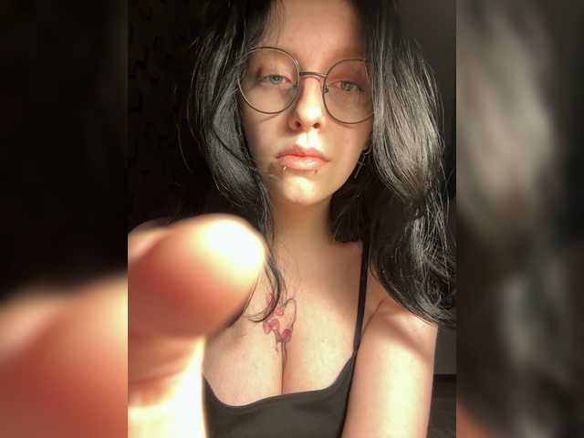 SexyK1tten's BongaCams show and profile