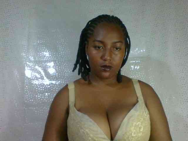 Grassia2 Live Webcam on BongaCams