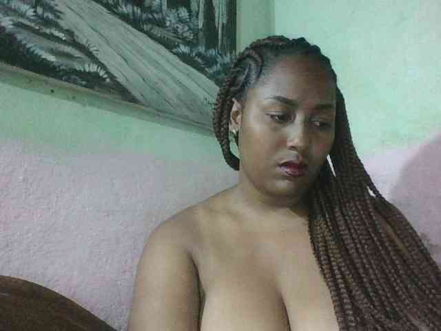 Grassia2 Live Webcam on BongaCams