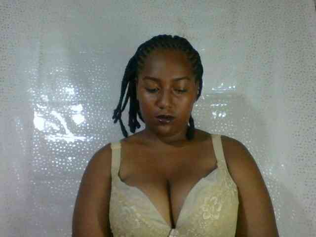 Grassia2 Live Webcam on BongaCams