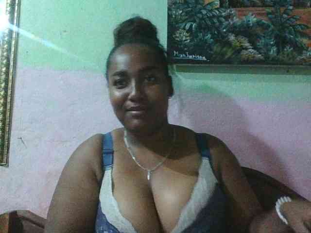 Grassia2 Live Webcam on BongaCams