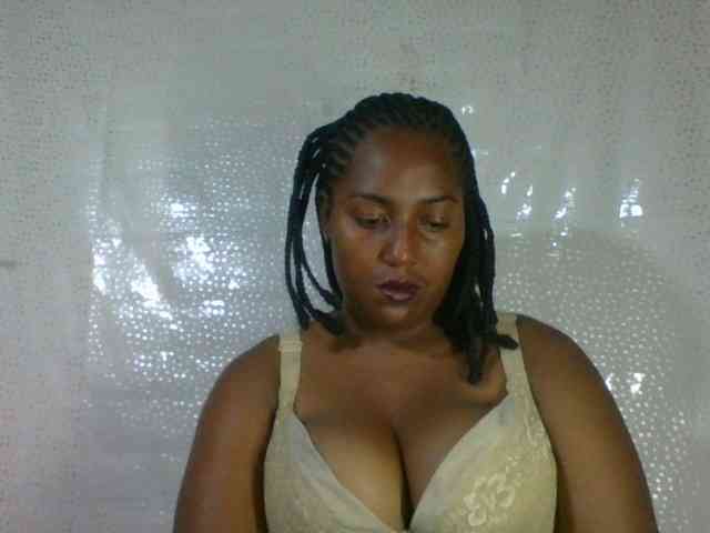 Grassia2 Live Webcam on BongaCams