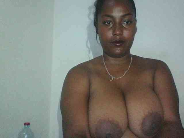 Grassia2 Live Webcam on BongaCams