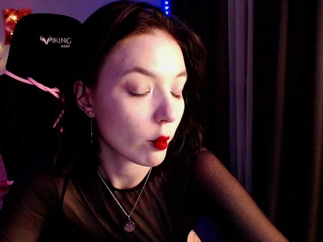 dolll-maiya's BongaCams show and profile