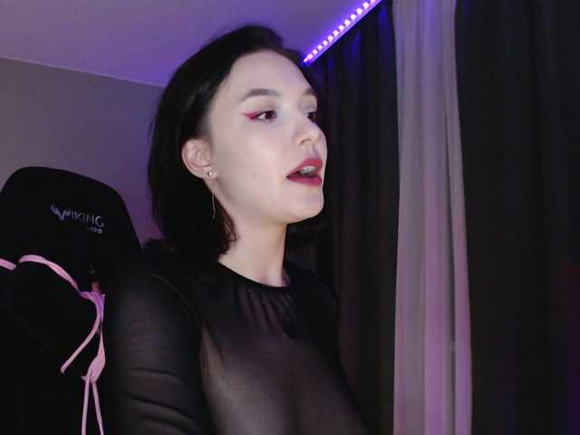 dolll-maiya's BongaCams show and profile
