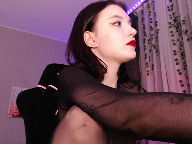 dolll-maiya's BongaCams show and profile