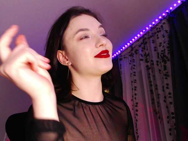 dolll-maiya's BongaCams show and profile