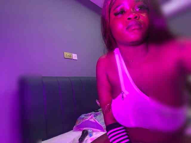 AyianaAsher AyianaAsher