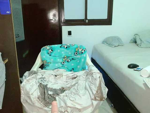 amberkholin-'s BongaCams show and profile