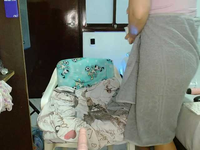 amberkholin-'s BongaCams show and profile