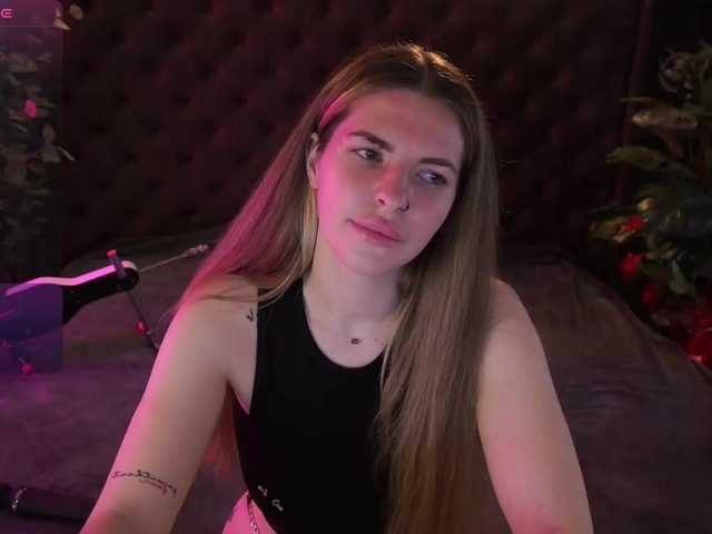 DanielaReign's BongaCams show and profile