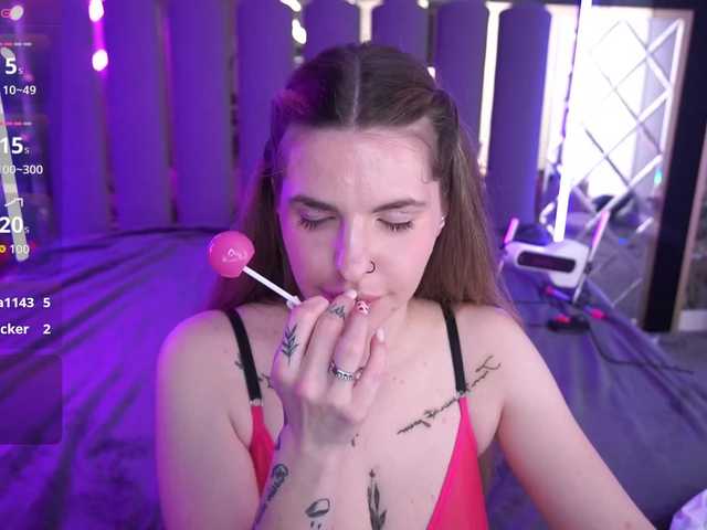 DanielaReign's BongaCams show and profile