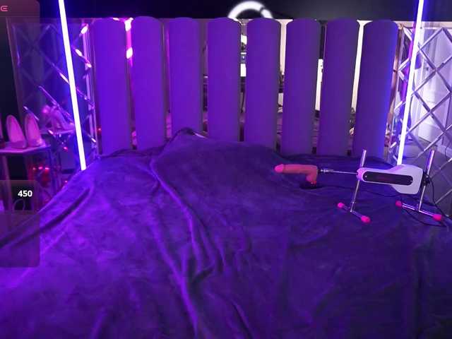 DanielaReign's BongaCams show and profile