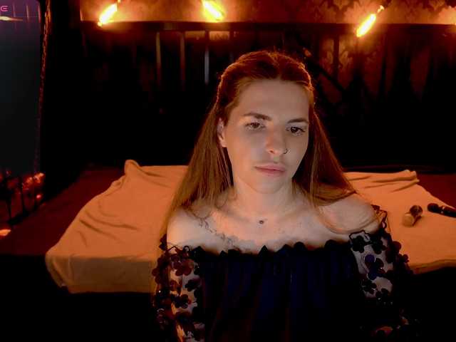 DanielaReign's BongaCams show and profile