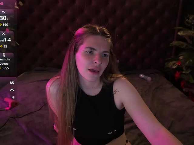 DanielaReign's BongaCams show and profile