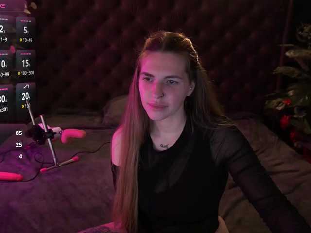 DanielaReign's BongaCams show and profile