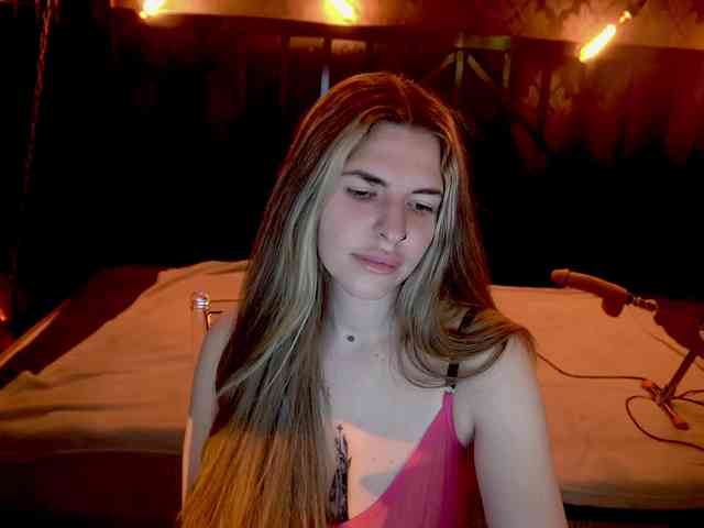 DanielaReign DanielaReign