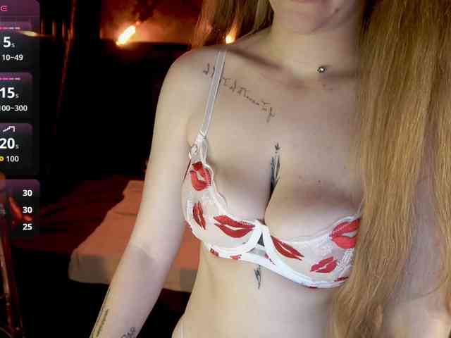 DanielaReign Live Webcam on BongaCams