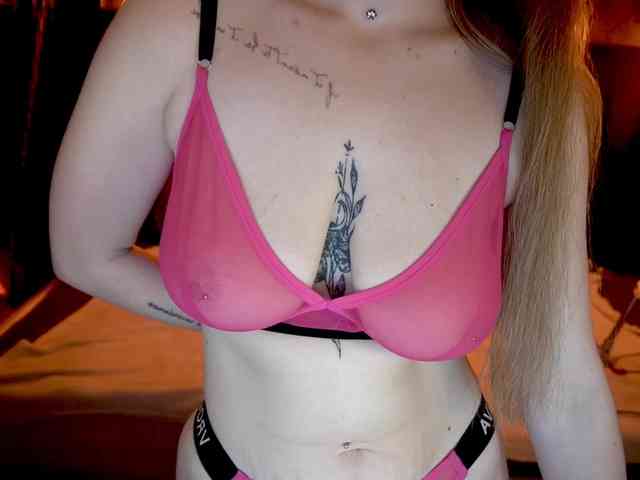 DanielaReign DanielaReign