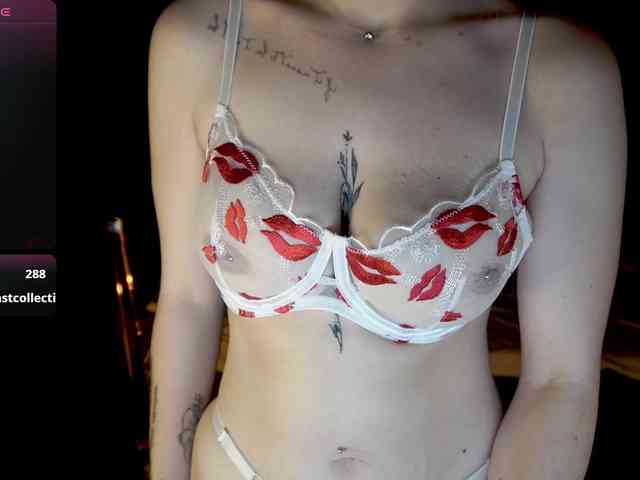 DanielaReign DanielaReign